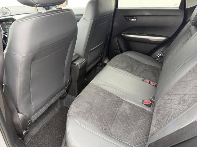 Suzuki VITARA 1.5 Hybrid Style AUTOMAAT/TREKHAAK/CAMERA/ADAPTIVE C.C./DAB etc.