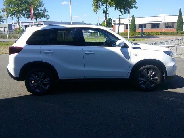 Suzuki VITARA 1.5 Hybrid Select Automaat Staat in Hoogeveen