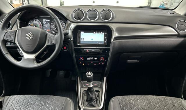 Suzuki VITARA 1.4 Boosterjet Comfort Smart Hybrid Panorama Dak/Navi/Stoelverwarming/Camera.
