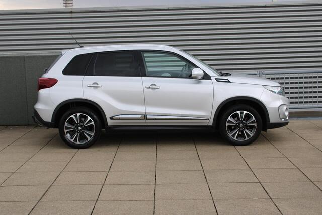 Suzuki VITARA 1.4 Boosterjet Style Smart Hybrid Automaat / Clima / Trekhaak