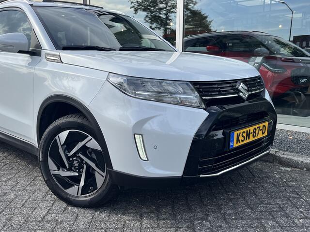 Suzuki VITARA 1.5 Hybrid Style Automaat | Pano | Adapt. Cruise | Dodehoek | Camera | Navi | Carplay | Half leder/suéde | etc. etc.