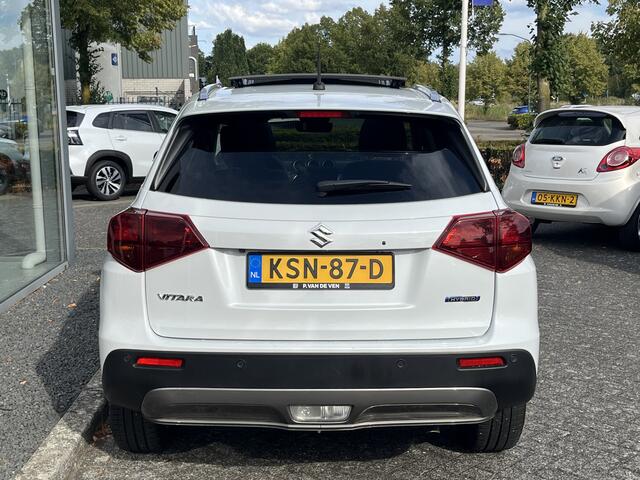 Suzuki VITARA 1.5 Hybrid Style Automaat | Pano | Adapt. Cruise | Dodehoek | Camera | Navi | Carplay | Half leder/suéde | etc. etc.