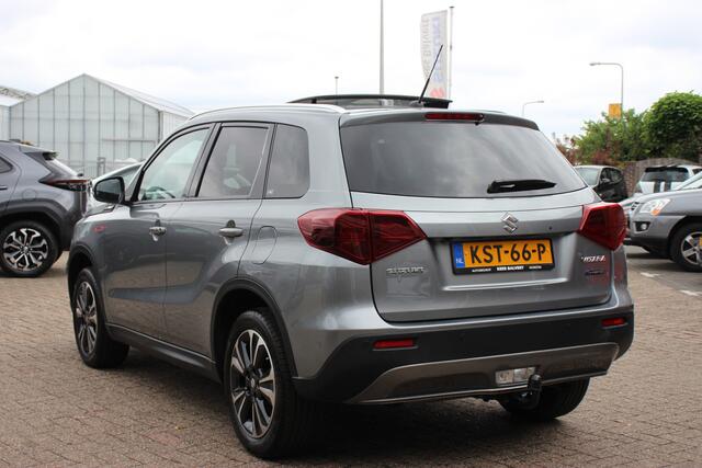 Suzuki VITARA 1.5 Style Hybrid Automaat | Trekhaak | Opendak | Parkeersensoren rondom |