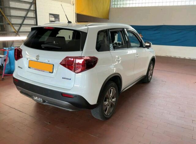 Suzuki VITARA 1.4 BOOSTERJET SMART HYBRID SELECT Keyless | Camera | Stoelverwarming | Navi