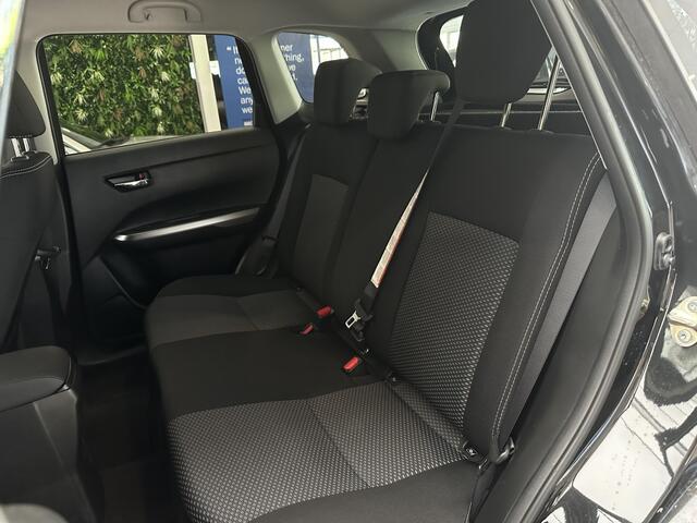 Suzuki VITARA 1.4 B.jet Hybrid Select AUTOMAAT [ CLIMA | ADAPTIEVE CRUIS I CAMERA I STOELVERWARMING ]