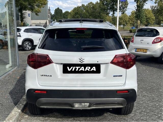 Suzuki VITARA 1.4 Boosterjet Smart Hybrid Style | €2.000,- voordeel | Meerdere kleuren leverbaar | Pano | Adapt. Cruise | Camera | Dodehoek | Rijstrook | Stoelverwarming | etc. etc.