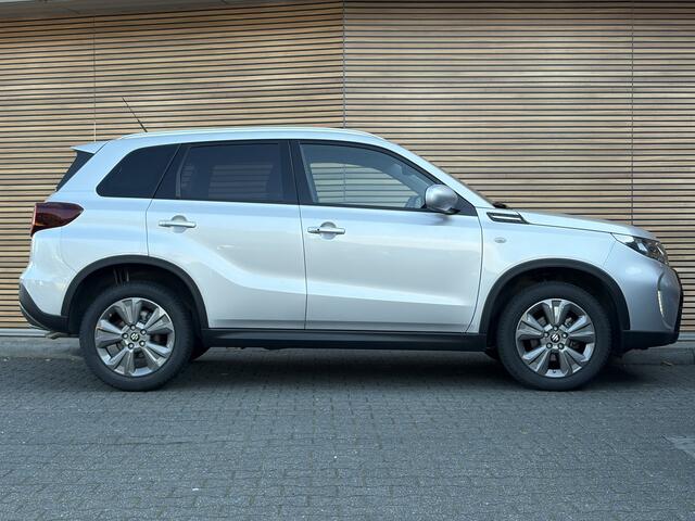 Suzuki VITARA 1.4 Boosterjet Smart Hybrid Select Carplay / Verwarmde stoelen / Camera