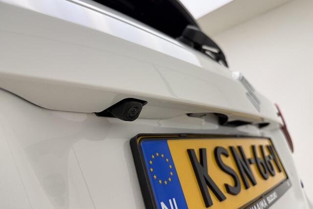 Suzuki VITARA 1.4 Boosterjet Smart Hybrid AllGrip Select 110pk | Automaat | Navigatie | Climate Control | Cruise Control Adaptief | Camera | Stoelverwarming | Lichtmetalen Velgen | Apple Carplay - Android Auto