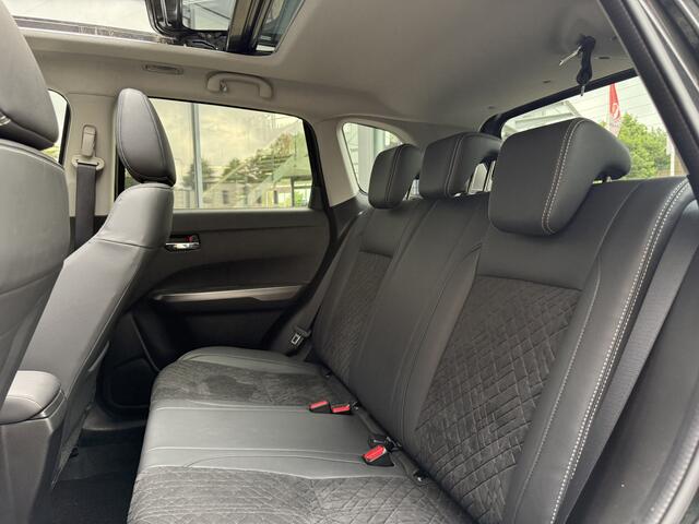 Suzuki VITARA 1.5 Hybrid Style AUTOMAAT SCHUIFDAK,NAVI/CAMERA