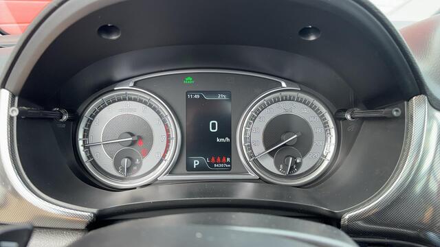 Suzuki VITARA 1.5 Hybrid Select AUTOMAAT / PANORAMADAK / LEDER-ALCANTARA / STOELVERW / FULL LED / CAMERA / CARPLAY / NAVI