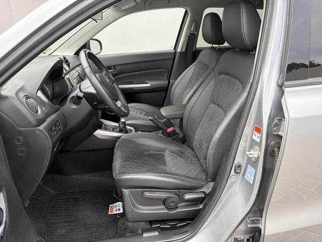 Suzuki VITARA 1.4 Boosterjet Comfort Smart Hybrid / Afneembare Trekhaak (1500 KG) / Adaptieve Cruise Control / Achteruitrijcamera / Apple Carplay/Android Auto