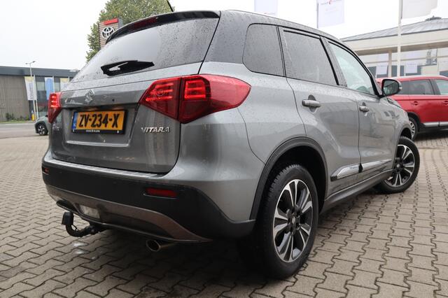 Suzuki VITARA 1.4 BoosterJet Stijl Automaat Trekhaak | Pano Dak | Carplay | Adaptive Cruise