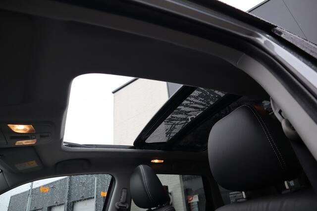 Suzuki VITARA 1.4 BoosterJet Stijl Automaat Trekhaak | Pano Dak | Carplay | Adaptive Cruise
