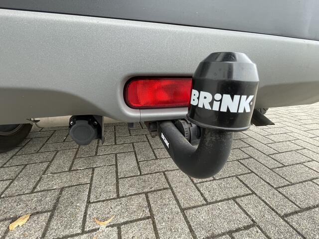 Suzuki VITARA 1.6 Exclusive Automaat Navigatie, Climate Control, Adaptive Cruise Control, Leder, Trekhaak, Achteruitrijcamera