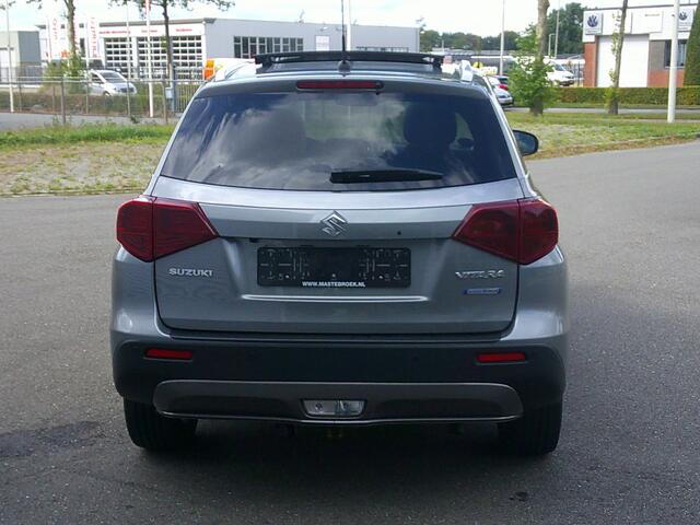 Suzuki VITARA 1.4 Boosterjet Style Smart Hybrid Automaat, schuif/kanteldak Staat in Hoogeveen