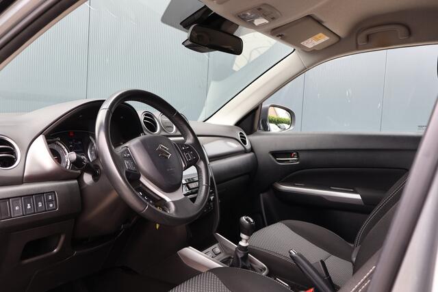 Suzuki VITARA 1.4 Boosterjet Select Smart Hybrid | Stoelverwarming | Camera | Apple Carplay / Android Auto | 17 Inch