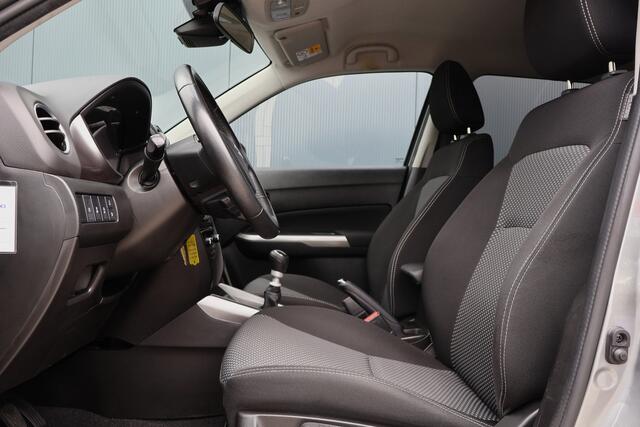 Suzuki VITARA 1.4 Boosterjet Select Smart Hybrid | Stoelverwarming | Camera | Apple Carplay / Android Auto | 17 Inch