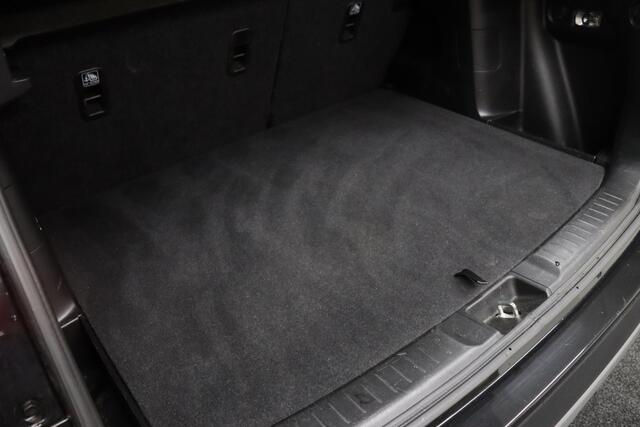 Suzuki VITARA 1.6 Automaat Exclusive | Afneembare Trekhaak | Cruise-control | Camera | Clima | Navigatie | Apple Carplay & Android Auto | Stoelverwarming | LM Velgen