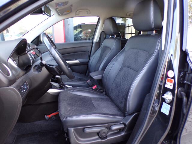 Suzuki VITARA 1.5 Hybrid Style Trekhaak Navi PDC Camera Stoelverw. NAP!!!