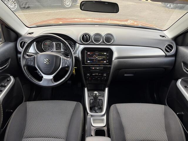Suzuki VITARA 1.6 Experience **TREKHAAK/ STOELVERWARMING/ PARKEERCAMERA**