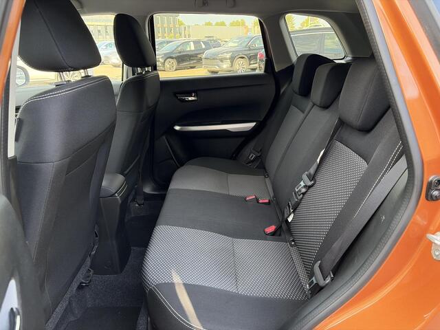 Suzuki VITARA 1.6 Experience **TREKHAAK/ STOELVERWARMING/ PARKEERCAMERA**