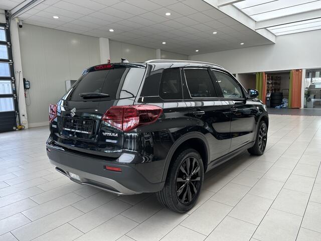 Suzuki VITARA 1.4 Boosterjet Select Hybride [ 17"inc ZWARTE VELGEN I CAMERA I NAVI I ADAPTIEVE CRUIS ]