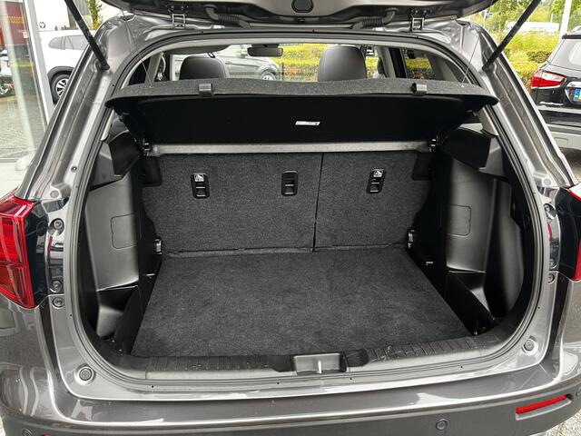 Suzuki VITARA 1.4 Boosterjet Smart Hybrid Style Automaat | €2.000,- voordeel | Meerdere kleuren leverbaar | Pano | Adapt. Cruise | Camera | Dodehoek | Rijstrook | Stoelverwarming | etc. etc.