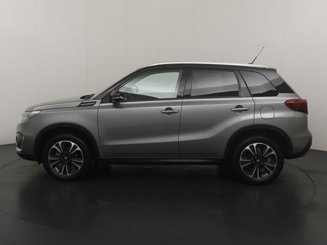 Suzuki VITARA 1.4 Boosterjet Style Smart Hybrid | Trekhaak | Half leer | Adapt. cruise | 4 seiz. banden | 1e eig. | 100% dealer onderh.