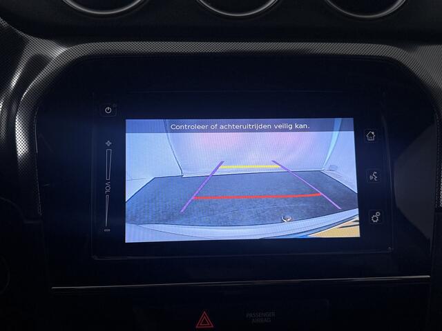 Suzuki VITARA 1.4 Boosterjet Style Smart Hybrid | Trekhaak | Camera | Stoelverwarming | Navigatie |