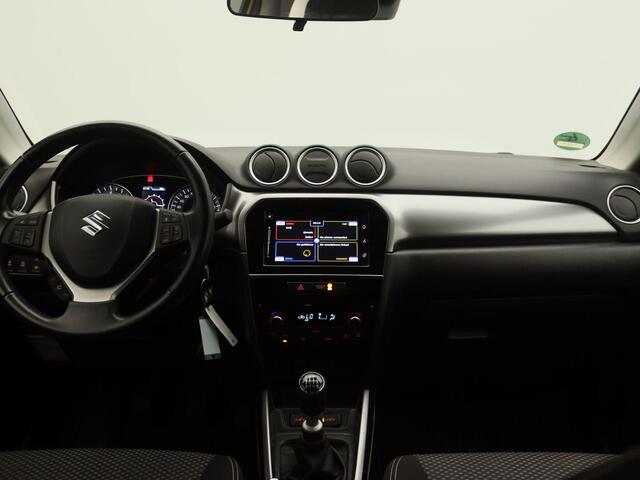 Suzuki VITARA 1.4 Boosterjet Select Smart Hybrid | Achteruitrijcamera | Apple carplay & Android auto | Cruise control adaptief | Dodehoek detectie | Afneembare trekhaak | Verwarmbare voorstoelen |