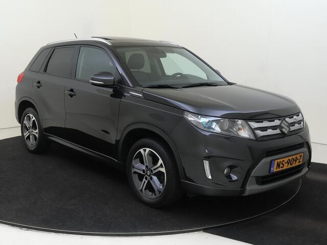 Suzuki VITARA 1.6 High Executive | Navigatie| Panoramadak| Cruise Control |TREKHAAK 1200 kg | Stoelverwarming