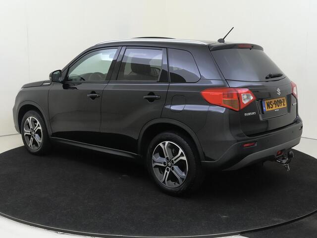 Suzuki VITARA 1.6 High Executive | Navigatie| Panoramadak| Cruise Control |TREKHAAK 1200 kg | Stoelverwarming