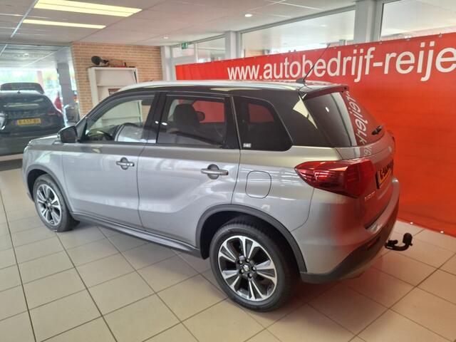 Suzuki VITARA 1.0 B.jet Stijl, elektr. Panorama dak, Navigatie, Trekhaak