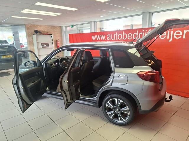 Suzuki VITARA 1.0 B.jet Stijl, elektr. Panorama dak, Navigatie, Trekhaak