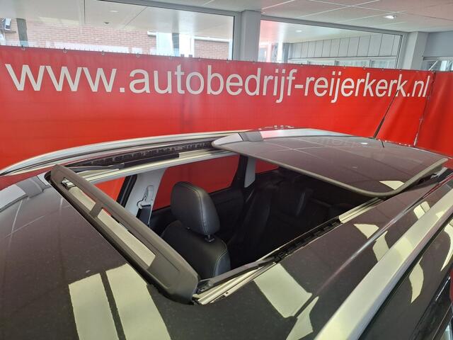 Suzuki VITARA 1.0 B.jet Stijl, elektr. Panorama dak, Navigatie, Trekhaak