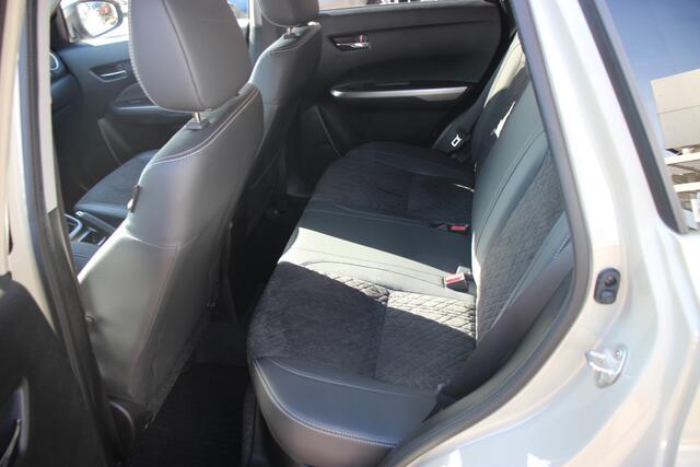 Suzuki VITARA 1.4 Boosterjet Style Hybrid | Parkeersensoren rondom | Keyless | Leer |