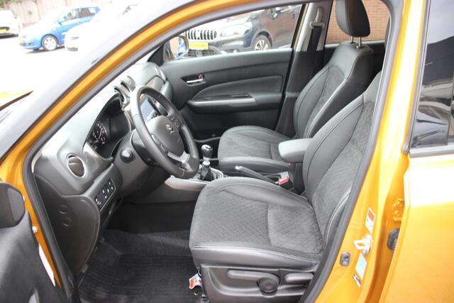 Suzuki VITARA 1.4 Boosterjet Style Hybrid | Parkeersensoren | Draadloze Carplay/Android auto |