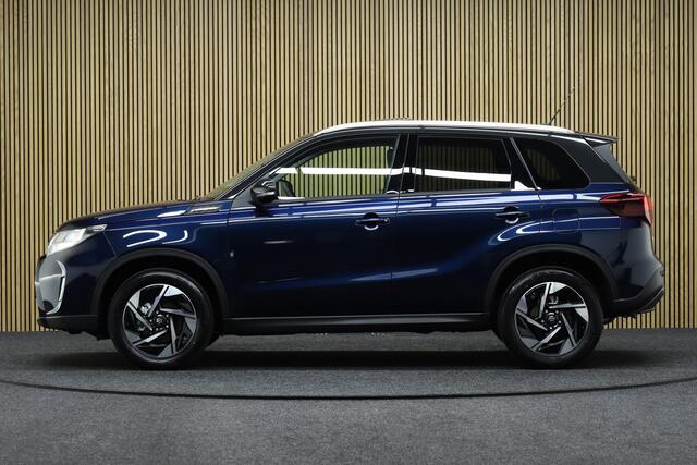 Suzuki VITARA 1.5 Hybrid Automaat Style AllGrip 4X4 | Trekhaak Afn. | Panoramadak | Leder-Alcantara | Camera | Navigatie | Parkeerhulp | Adaptive-cruise | Two-Tone Lak | Dodehoekdetectie