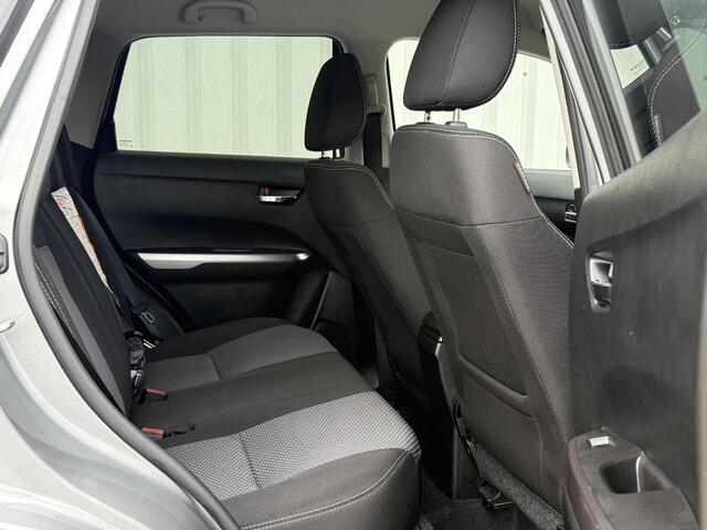 Suzuki VITARA 1.4 Boosterjet Select Smart Hybrid / Trekhaak 1500 KG trekgewicht / 1e Eigenaar / Stoelverwarming / Climate Control / Apple CarPlay/Android Auto / Navigatie / Achteruitrijcamera / Cruise Control / Dodehoekdetectie /
