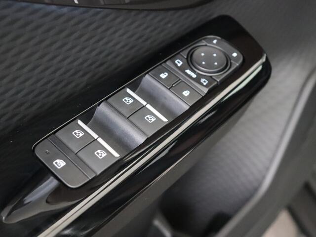 Suzuki VITARA e Style Allgrip-e 61 kWh | Black Rhino Pack | All Season 19" | 360 camera | Panoramadak |