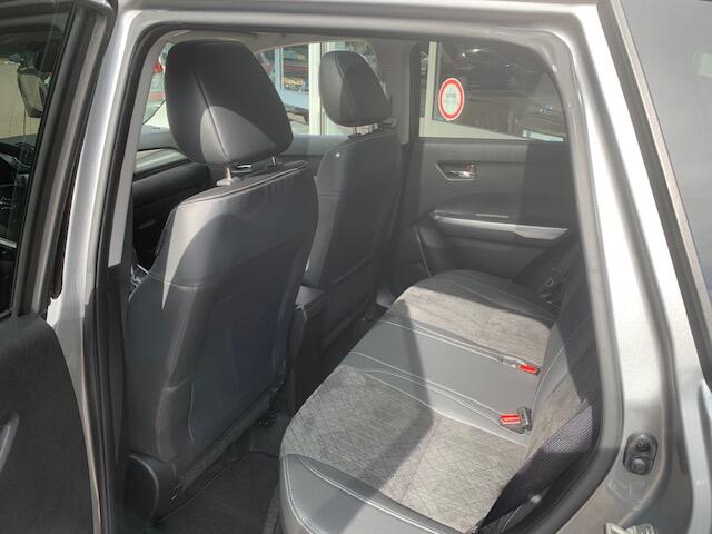 Suzuki VITARA 1.4 Boosterjet Stijl. Automaat , panoramadak, achteruitrijcamera.