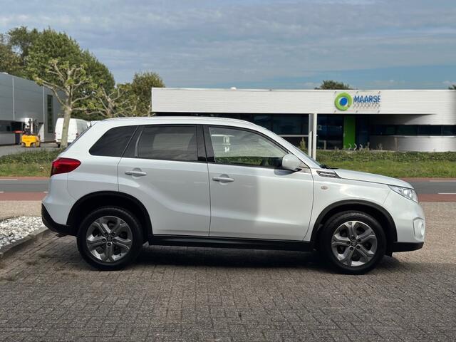 Suzuki VITARA 1.6 Exclusive Automaat '' Infotainmentsystem - Camera - CC - Apple Carplay '' – foto 7