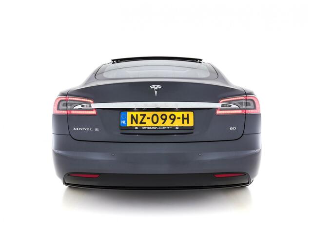 Tesla MODEL S 235 kw Base Premium-Pack Sound-Studio-Pack [ 3-Fase ] (INCL-BTW) *PANO | NAPPA-VOLLEDER | FULL-LED | NAVI-FULLMAP | SURROUND-VIEW | KEYLESS | AUTO-PILOT | LANE-ASSIST | DAB | VIRTUAL-COCKPIT | SPORT-SEATS | 19"ALU*