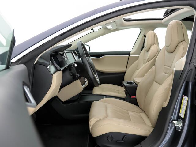 Tesla MODEL S 235 kw Base Premium-Pack Sound-Studio-Pack [ 3-Fase ] (INCL-BTW) *PANO | NAPPA-VOLLEDER | FULL-LED | NAVI-FULLMAP | SURROUND-VIEW | KEYLESS | AUTO-PILOT | LANE-ASSIST | DAB | VIRTUAL-COCKPIT | SPORT-SEATS | 19"ALU*