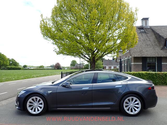 Tesla MODEL S 75D FREE SUPERCHARGING SC01 !! AUTOPILOT / SCHUIFDAK