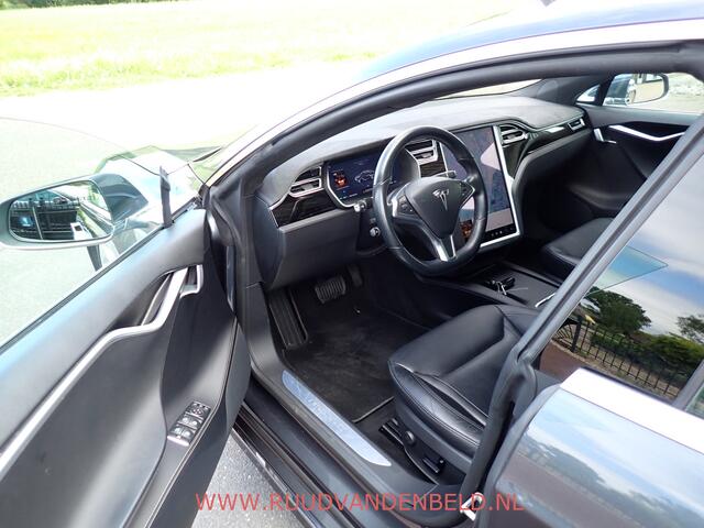 Tesla MODEL S 75D FREE SUPERCHARGING SC01 !! AUTOPILOT / SCHUIFDAK