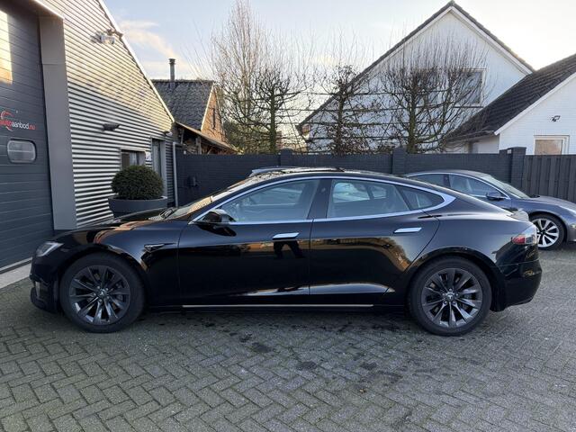 Tesla MODEL S 75D Base | Autopilot | Panoramadak | Camera | Elektrische Achterklep | Lichtmetalen Velgen |