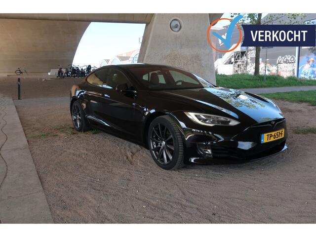 Tesla MODEL S 75D met twee sets velgen