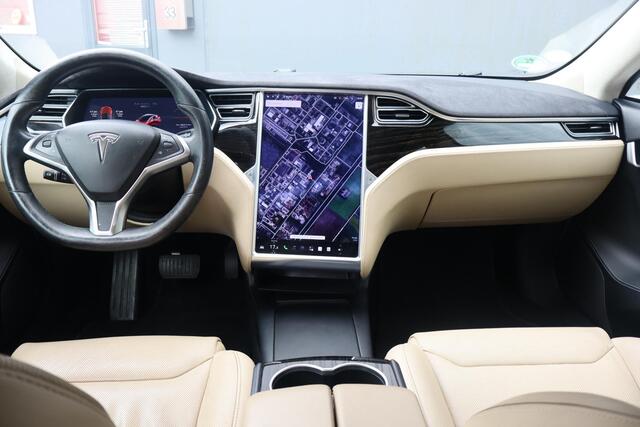Tesla MODEL S 90D Base | SOH 85,6 % | Luchtvering | Elek Panoramadak | Convenience Pack | Pack Premium Plus