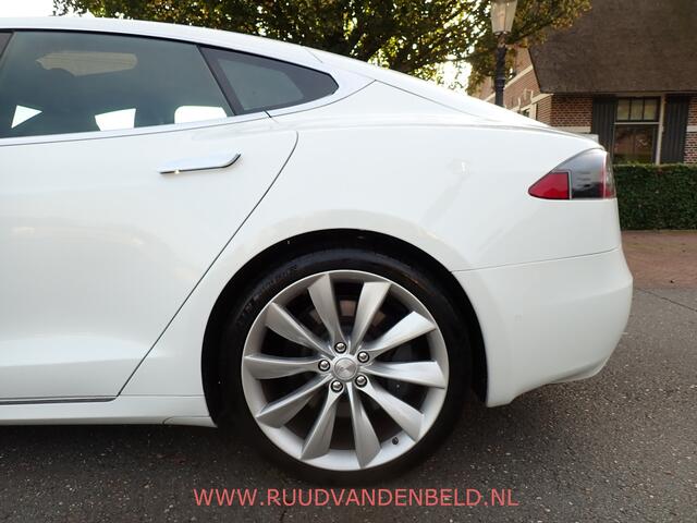 Tesla MODEL S Long Range RAVEN SOH 92% / CCS / AUTOPILOT / LUCHTVERING – foto 6